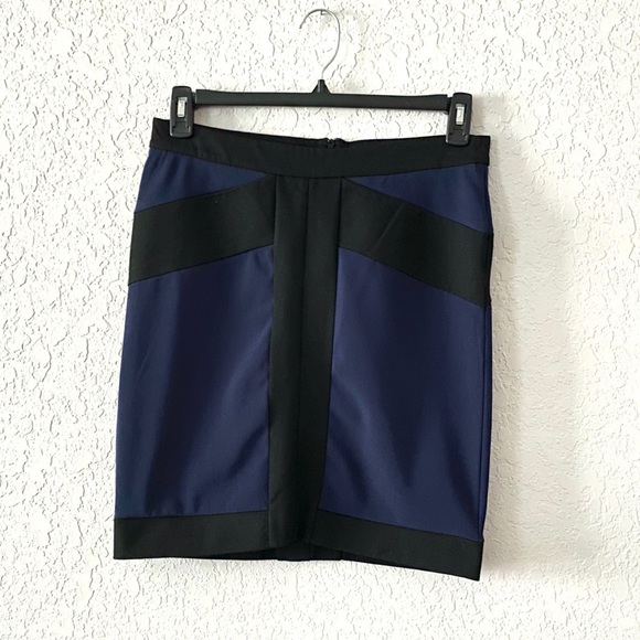 🖤BCBGeneration Bandage Pencil Skirt - Picture 2 of 10